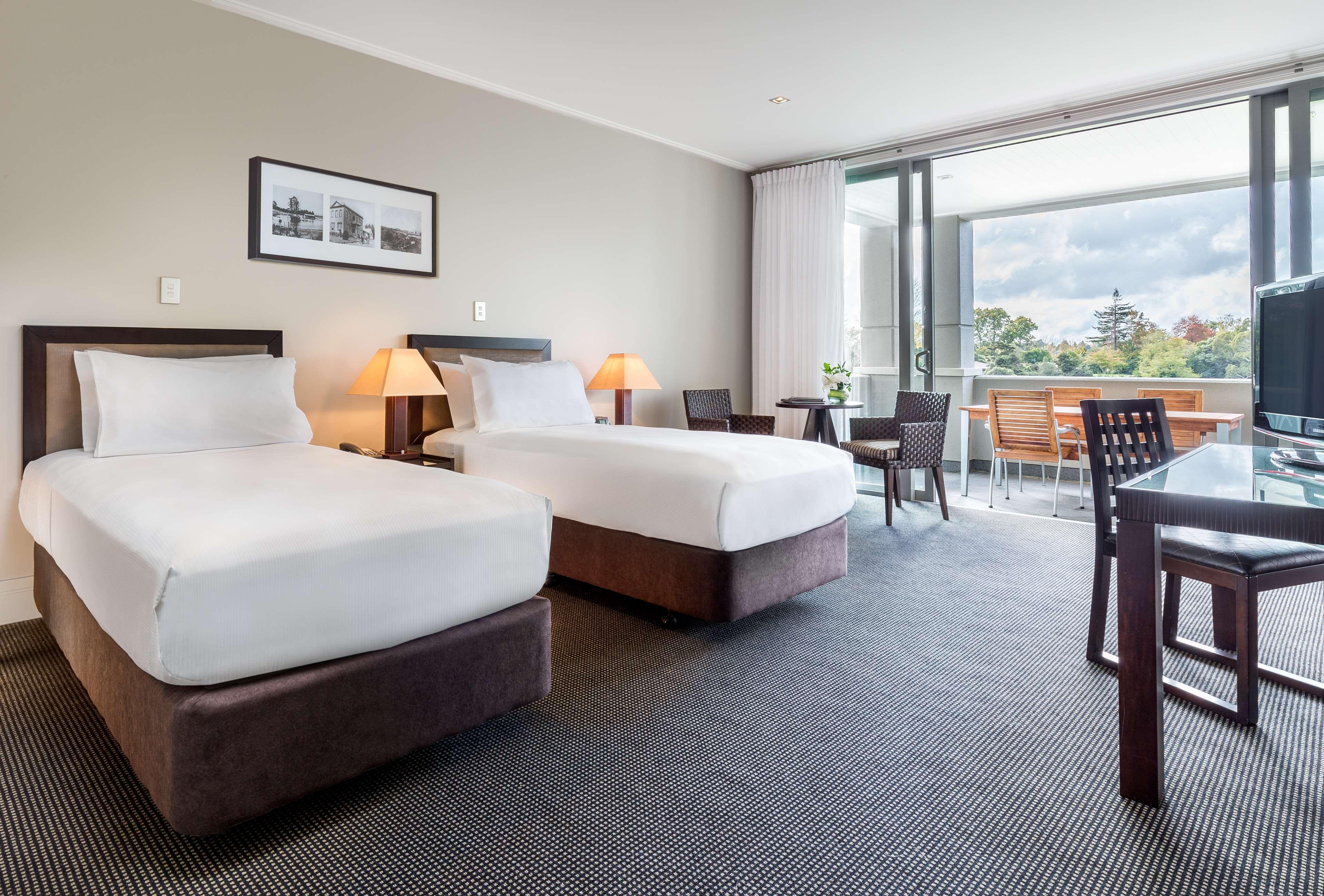 Hilton Lake Taupo Exterior photo