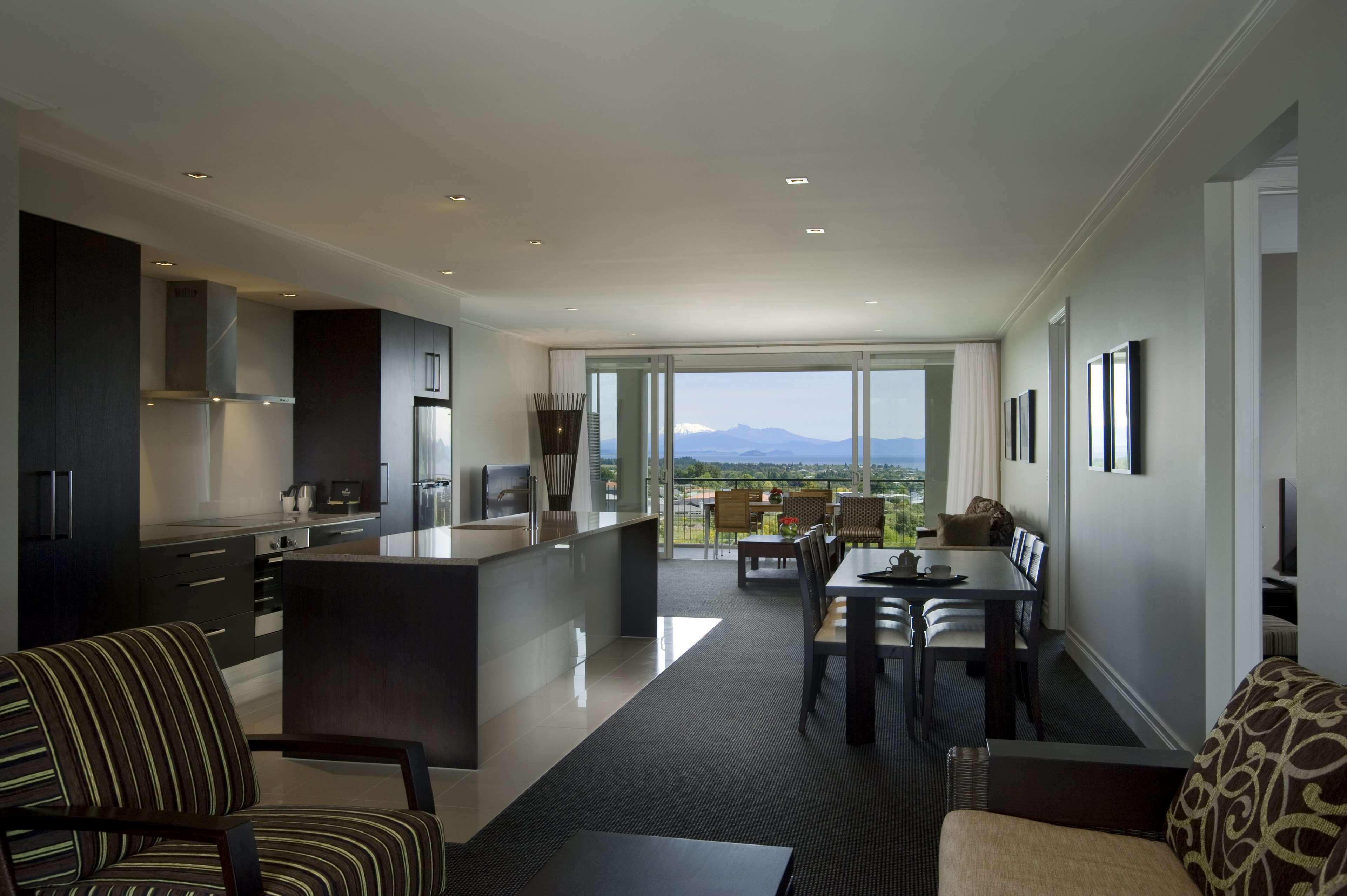 Hilton Lake Taupo Exterior photo