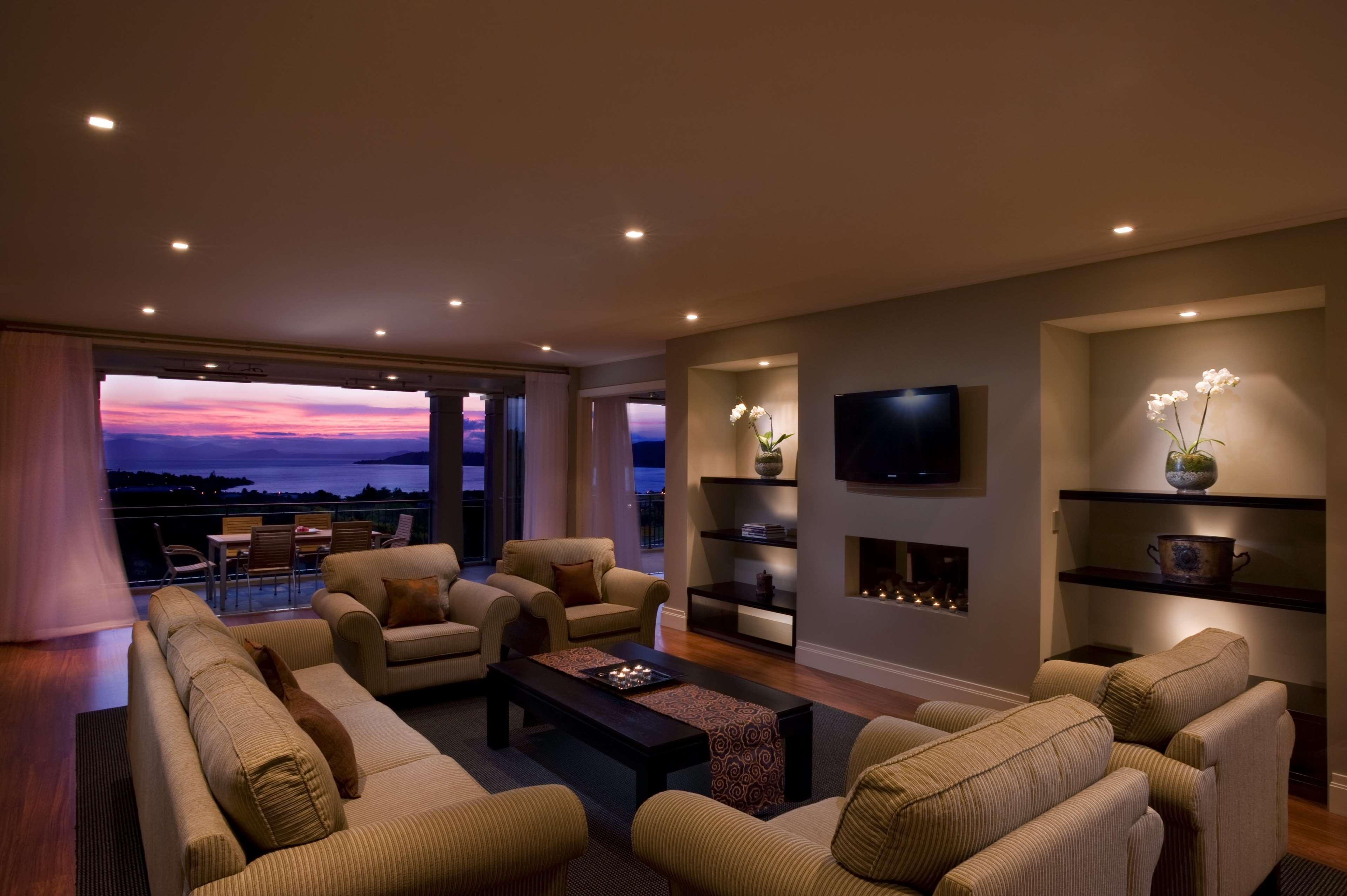 Hilton Lake Taupo Exterior photo